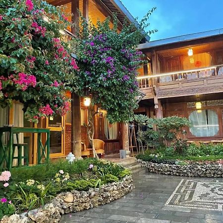 Lijiang Rongyi Homestay Bagian luar foto