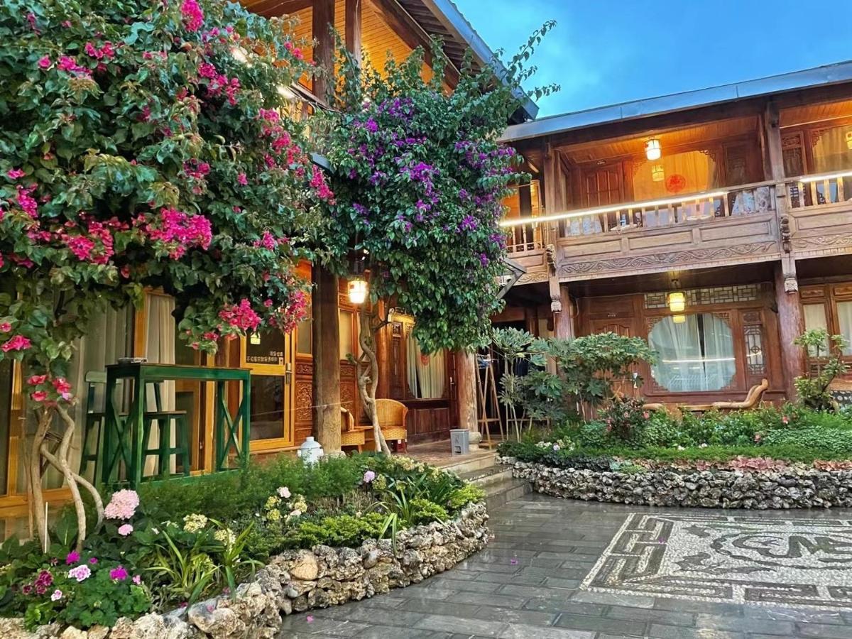 Lijiang Rongyi Homestay Bagian luar foto