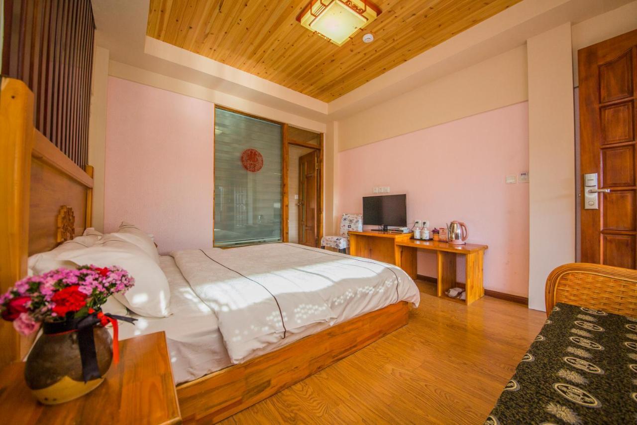 Lijiang Rongyi Homestay Bagian luar foto