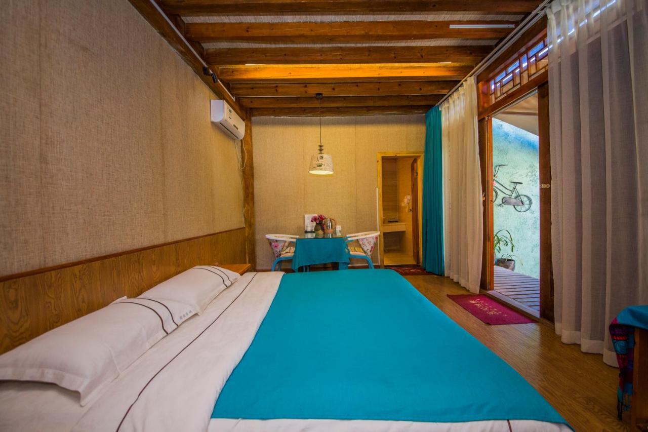 Lijiang Rongyi Homestay Bagian luar foto