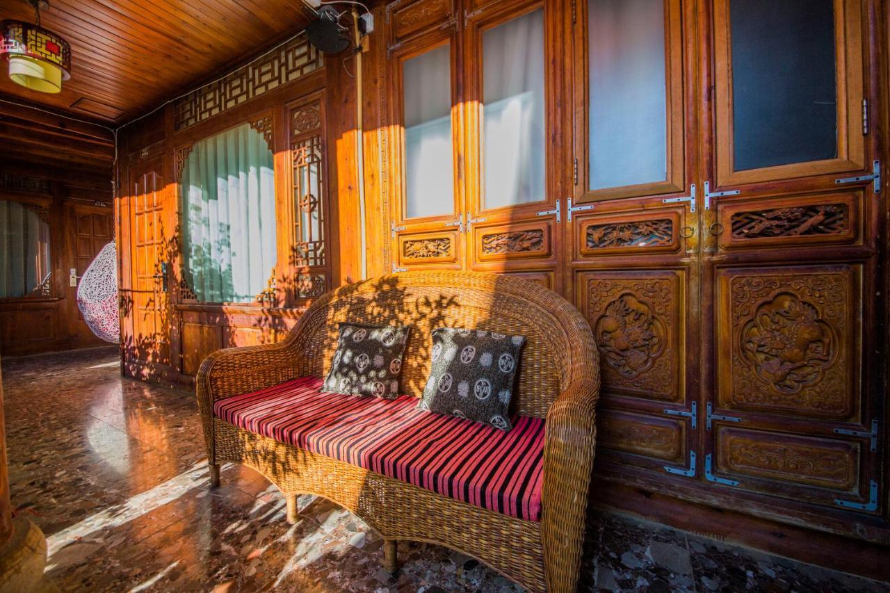 Lijiang Rongyi Homestay Bagian luar foto